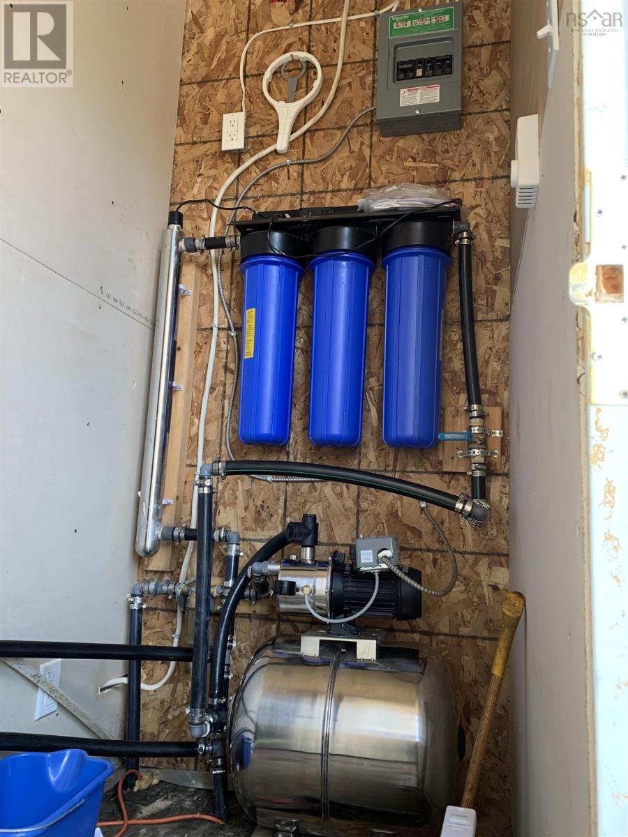 Property 19 of 34 of 921 Purdy Road