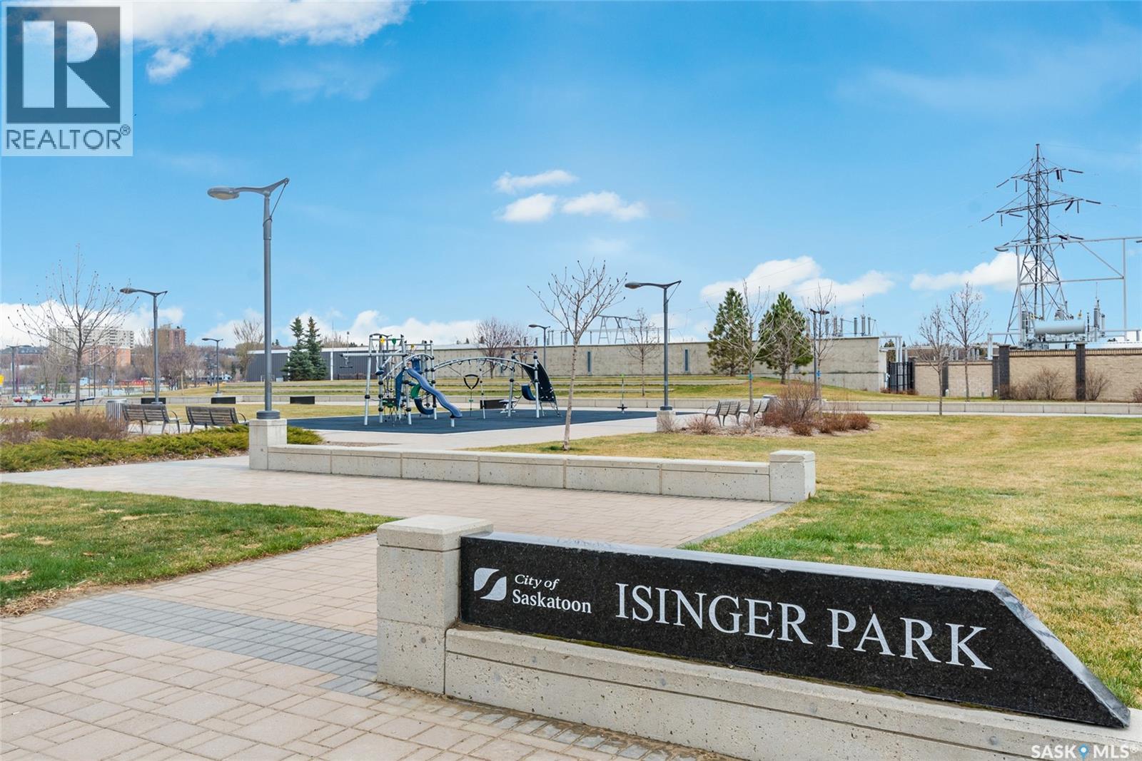 #206 404 C AVENUE S - 3