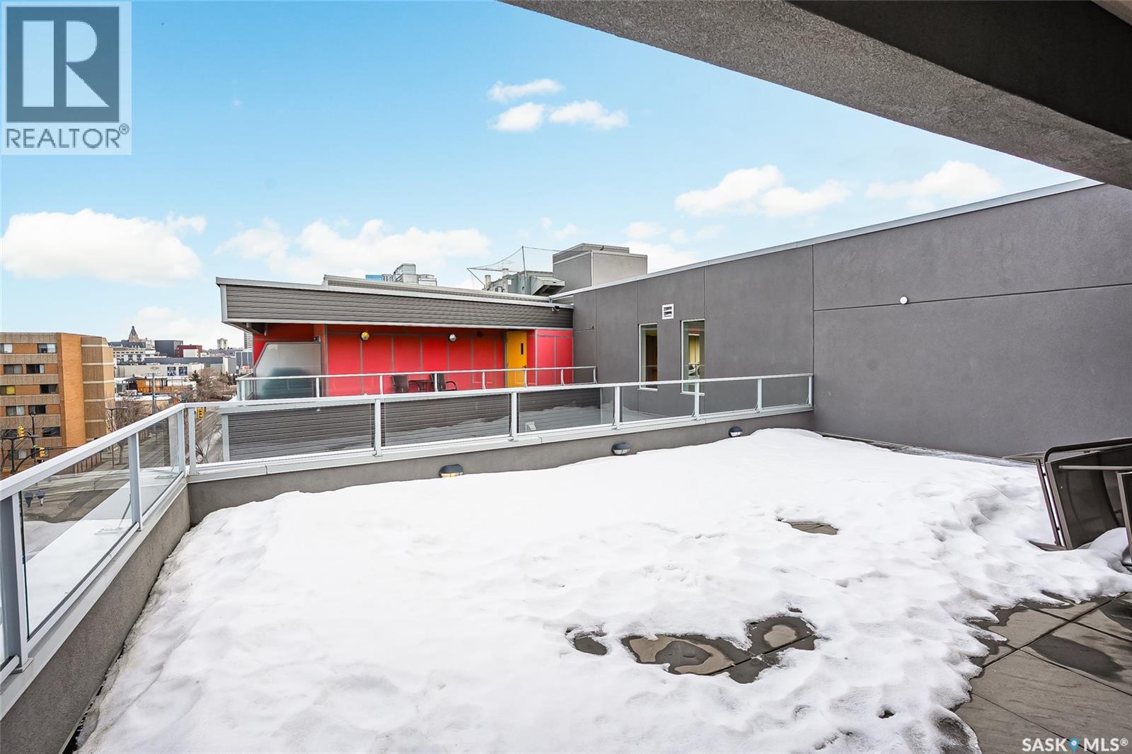 #206 404 C AVENUE S - 26