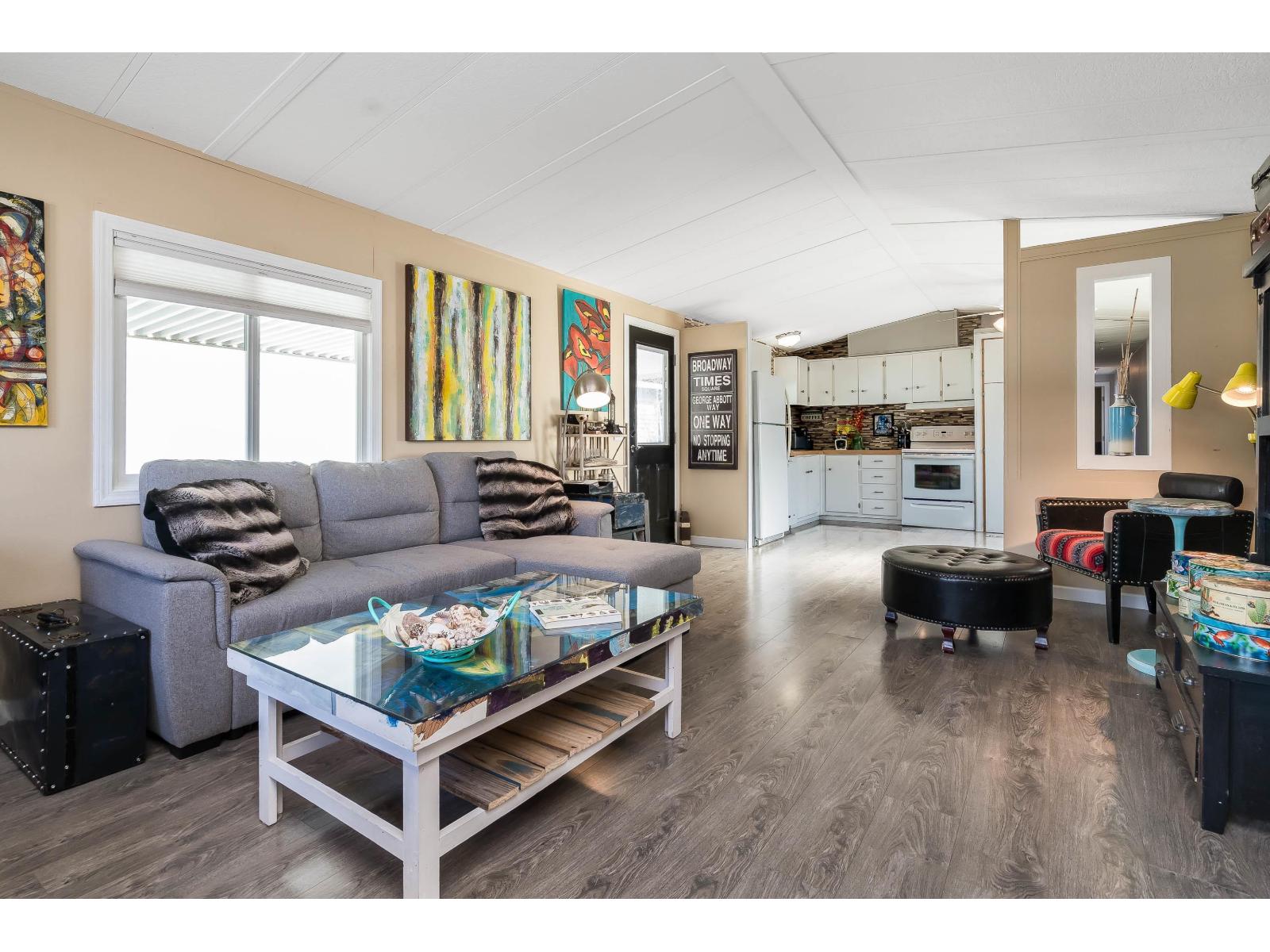 33 2315 198 Street - photo 2