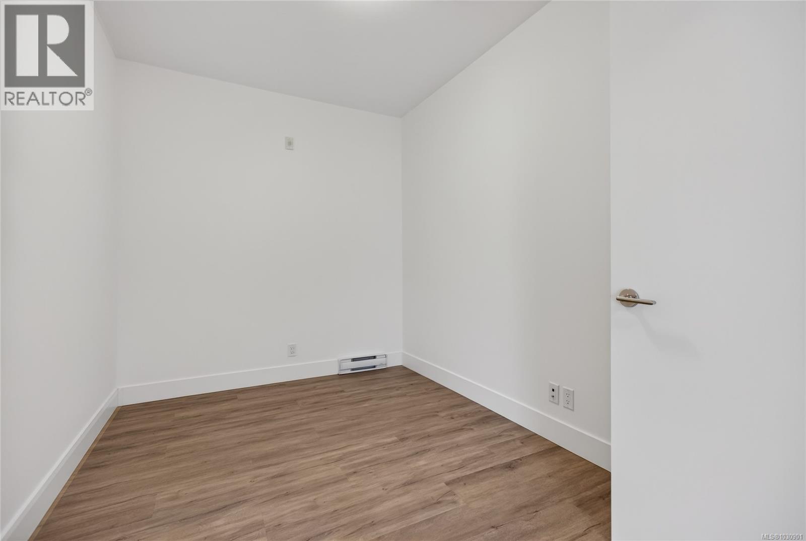 216 3070 Kilpatrick Ave, Courtenay