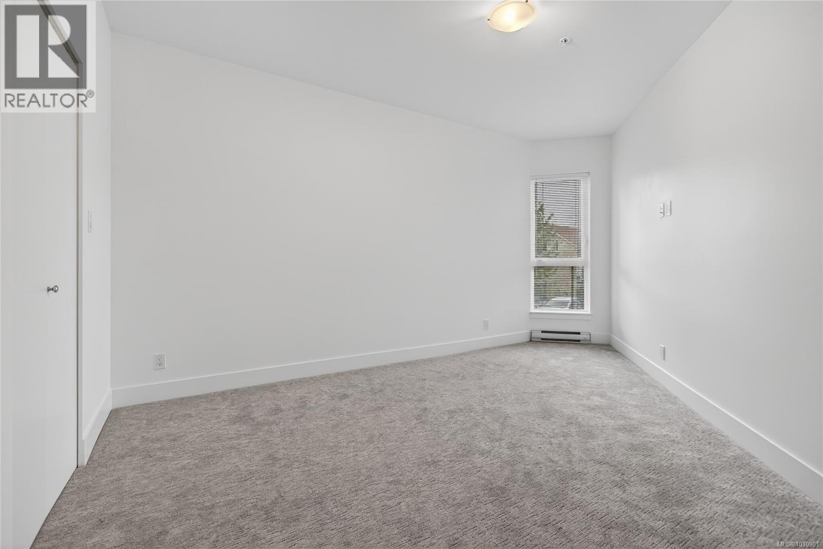 216 3070 Kilpatrick Ave, Courtenay