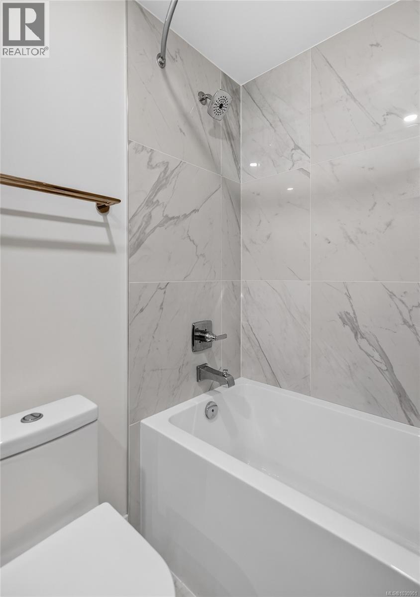 216 3070 Kilpatrick Ave, Courtenay