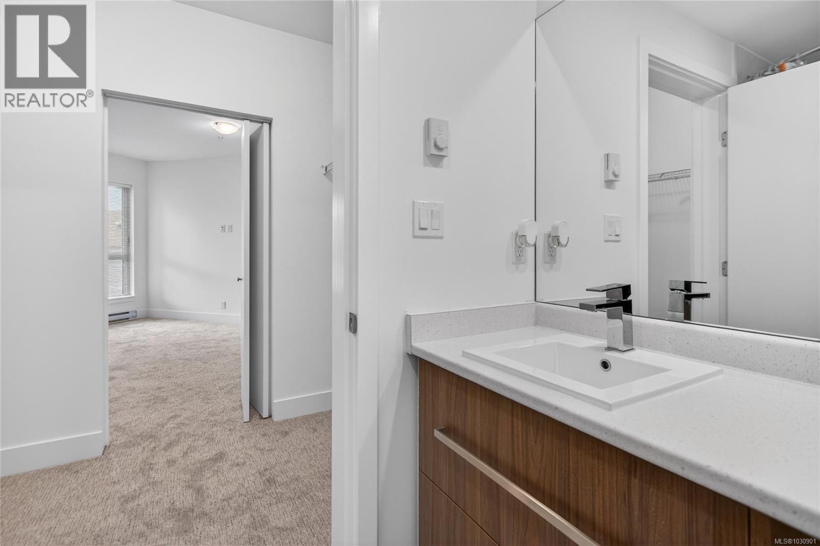 216 3070 Kilpatrick Ave, Courtenay