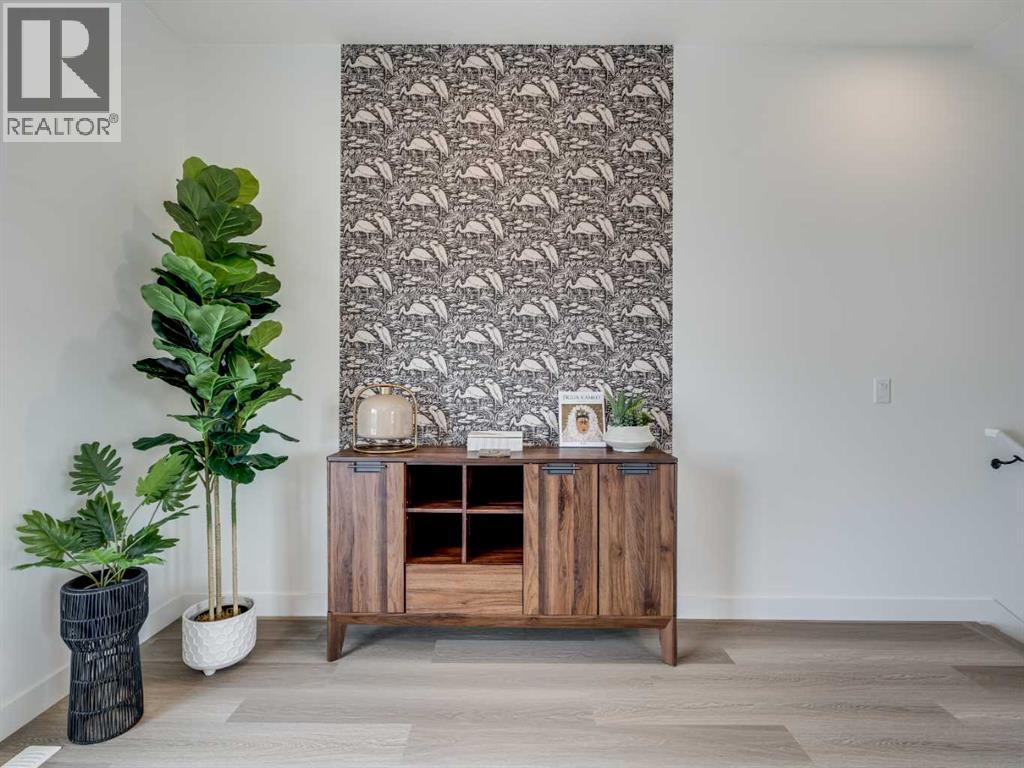 Single Family House for Sale in   st Street SW Springbank Hill Calgary 