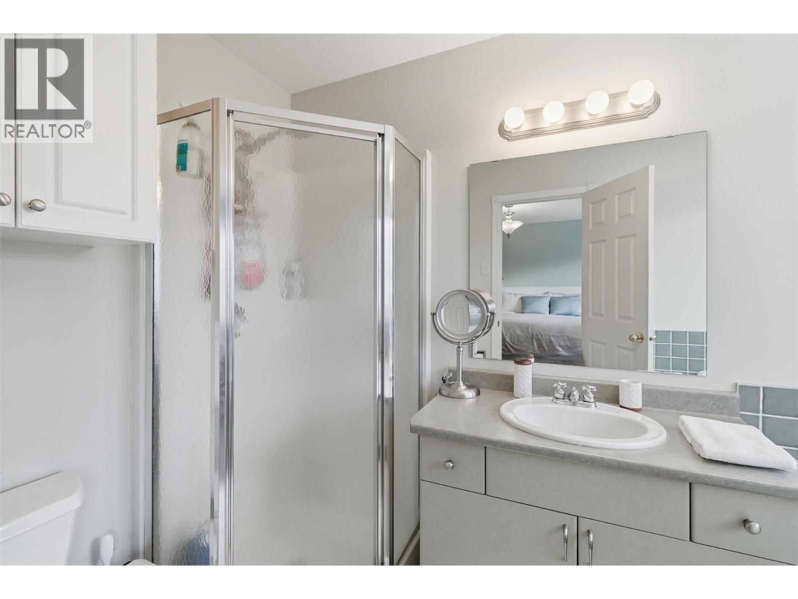 1121 Burgess Way, Kamloops