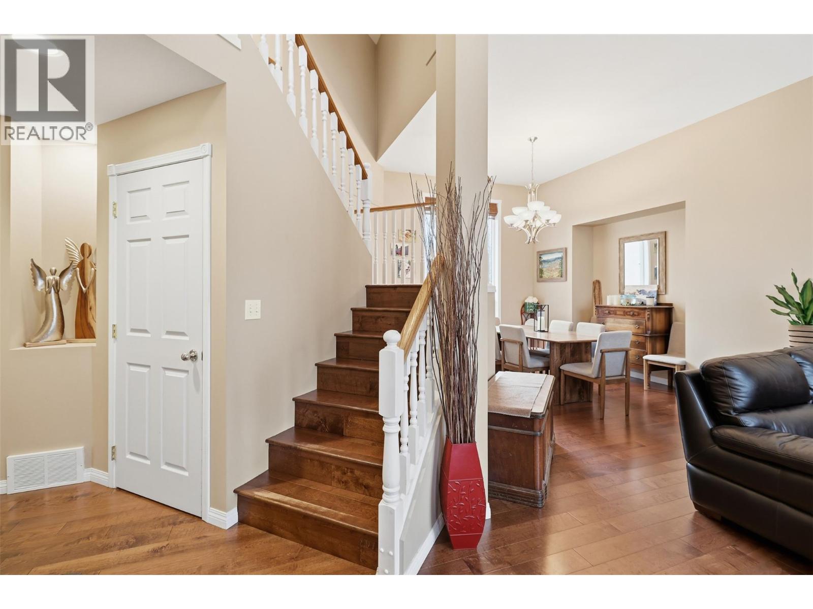 1121 Burgess Way, Kamloops