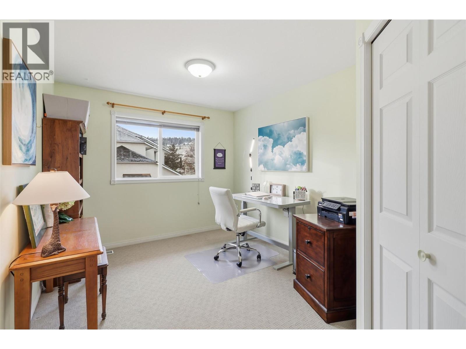 1121 Burgess Way, Kamloops