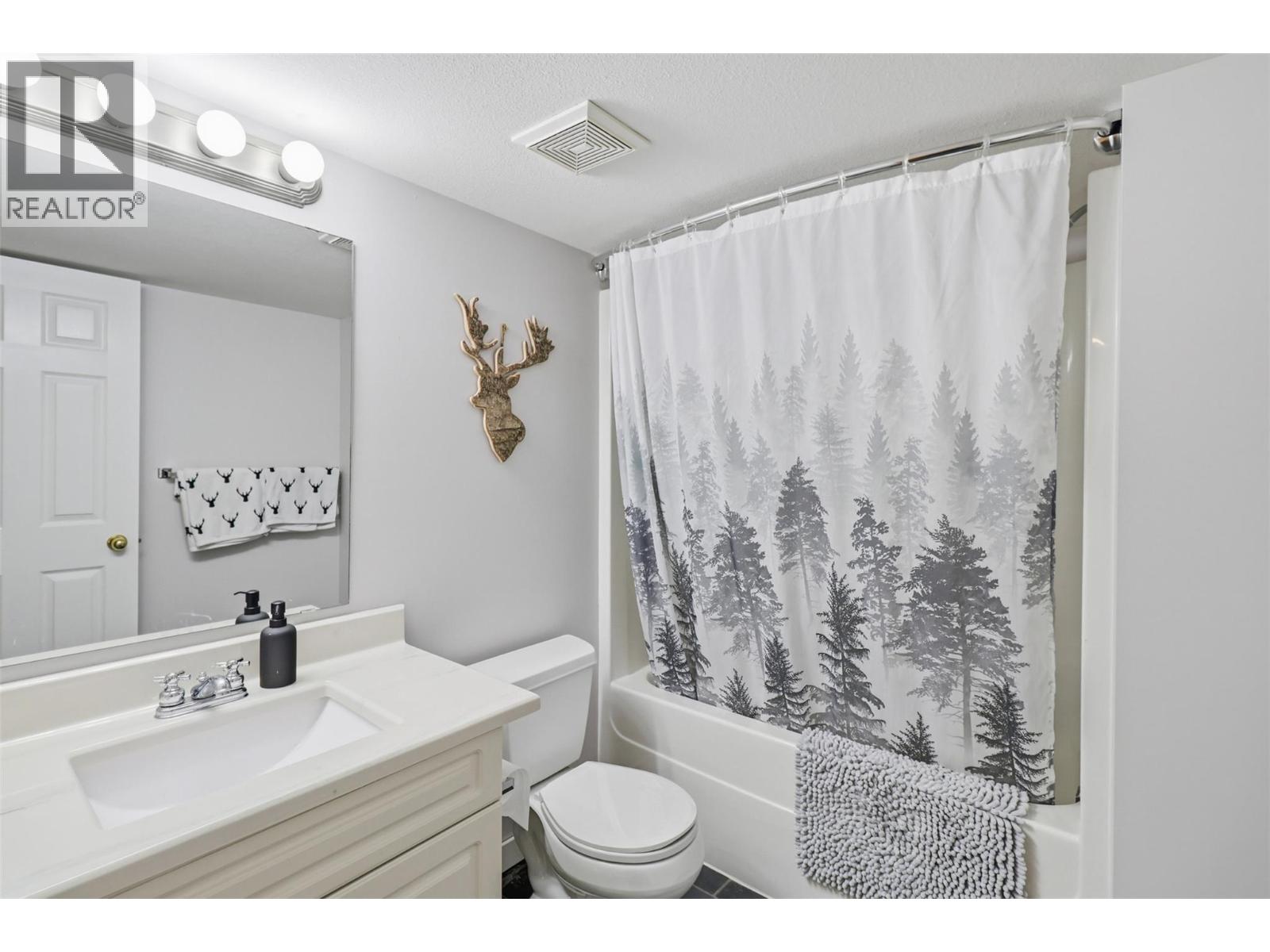 1121 Burgess Way, Kamloops