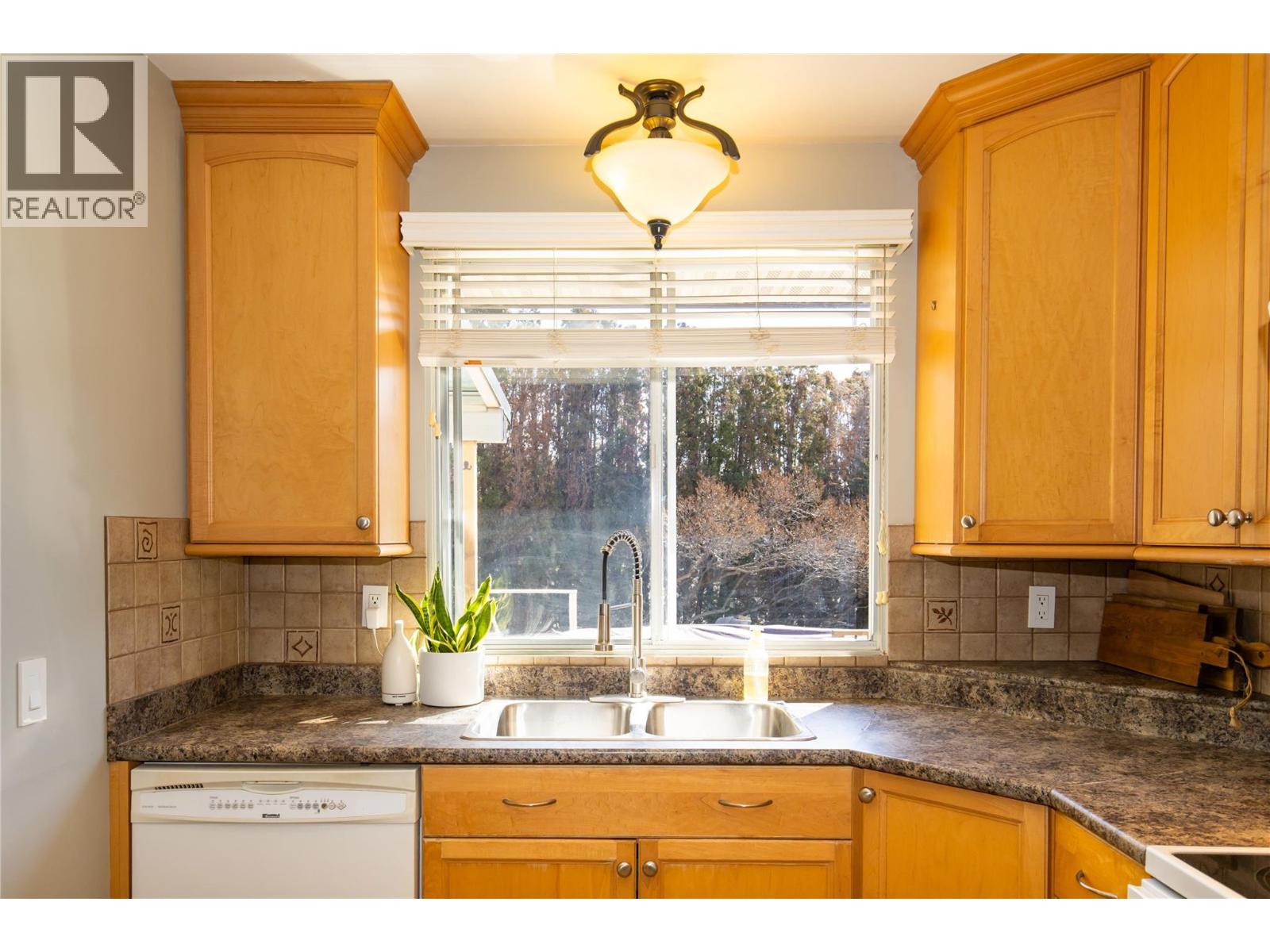  2549 Crestline Place, Kamloops