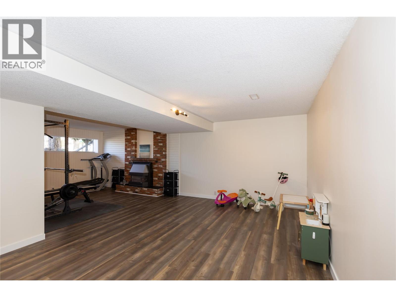  2549 Crestline Place, Kamloops