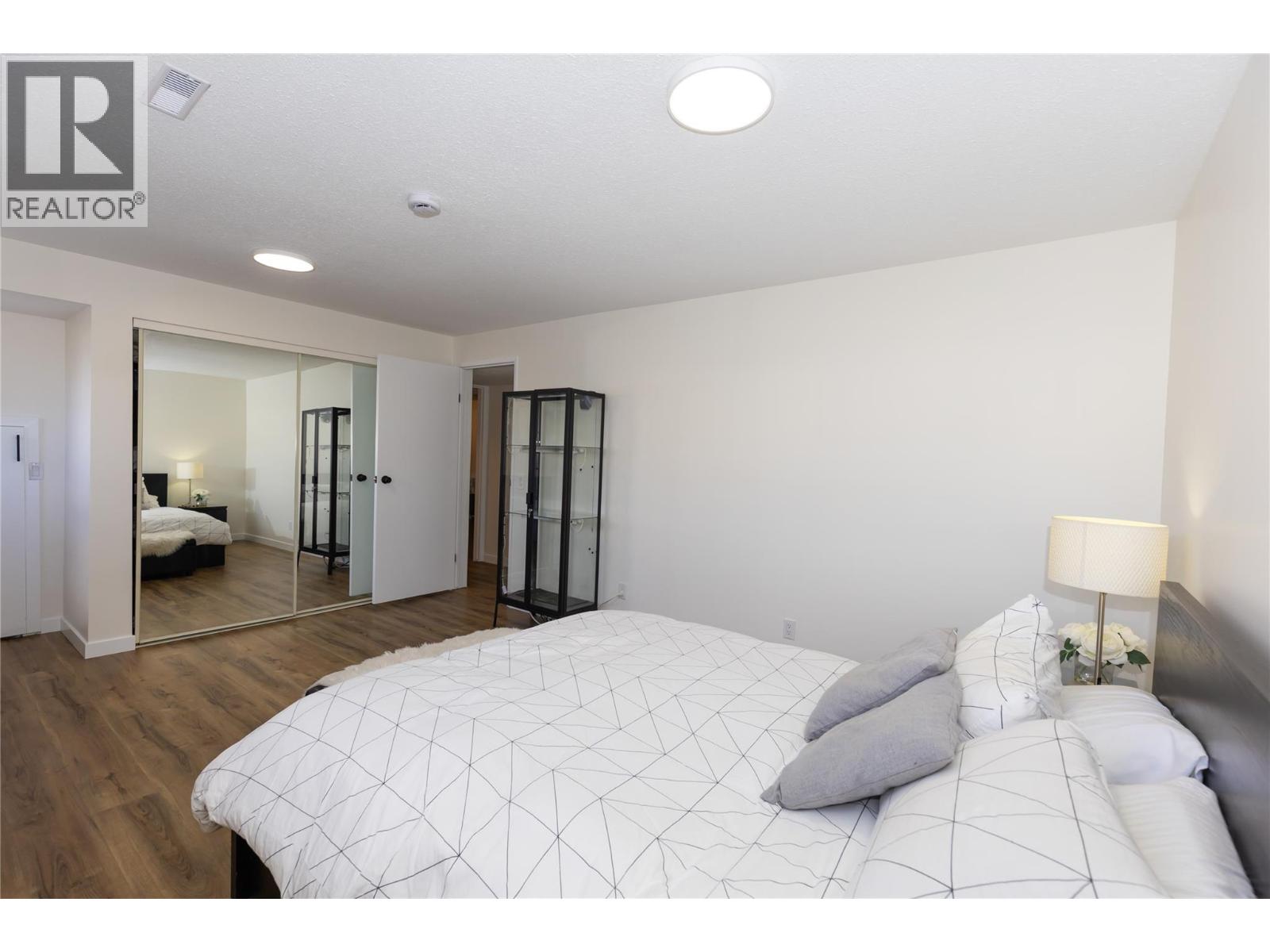  2549 Crestline Place, Kamloops