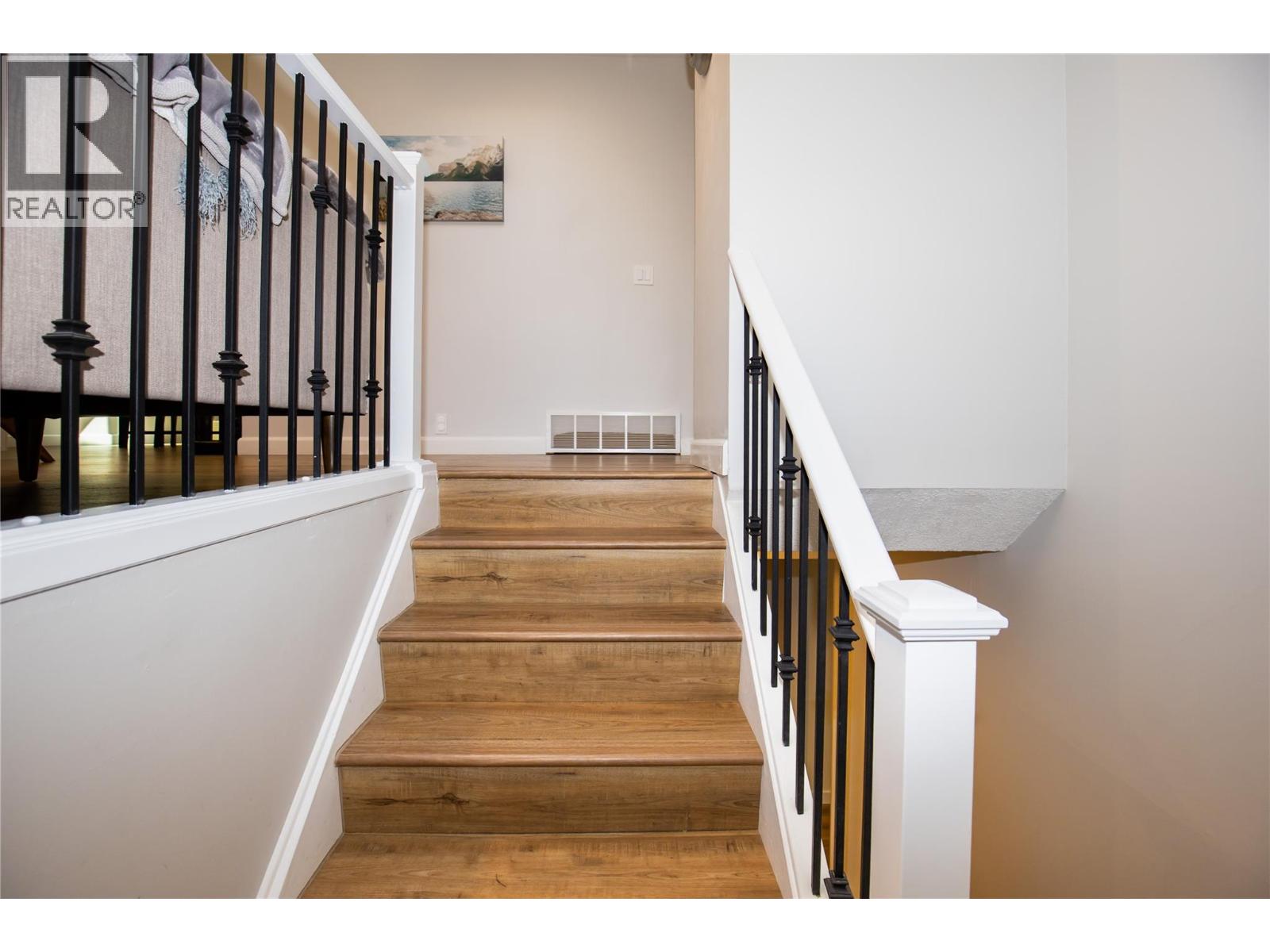  2549 Crestline Place, Kamloops