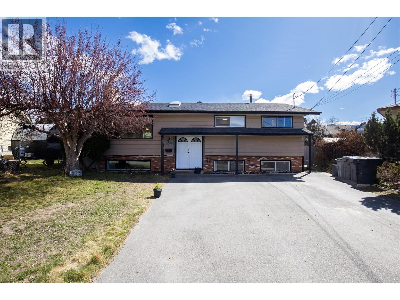  2549 Crestline Place, Kamloops