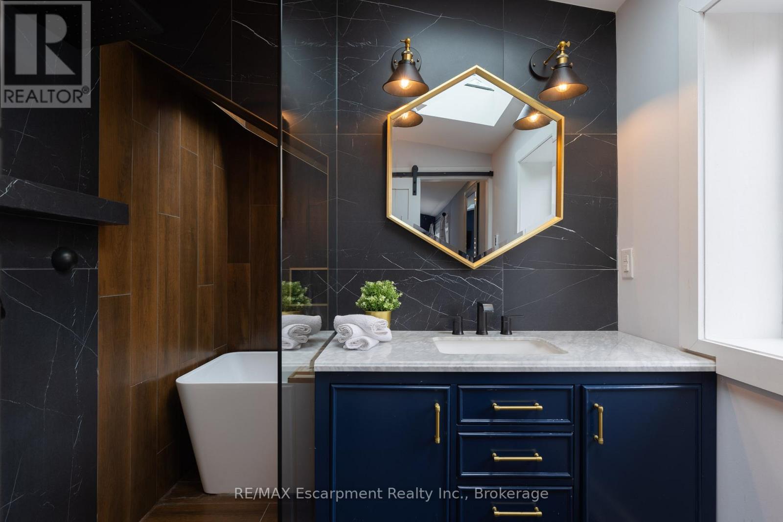 676 BAYSHORE BOULEVARD - 20