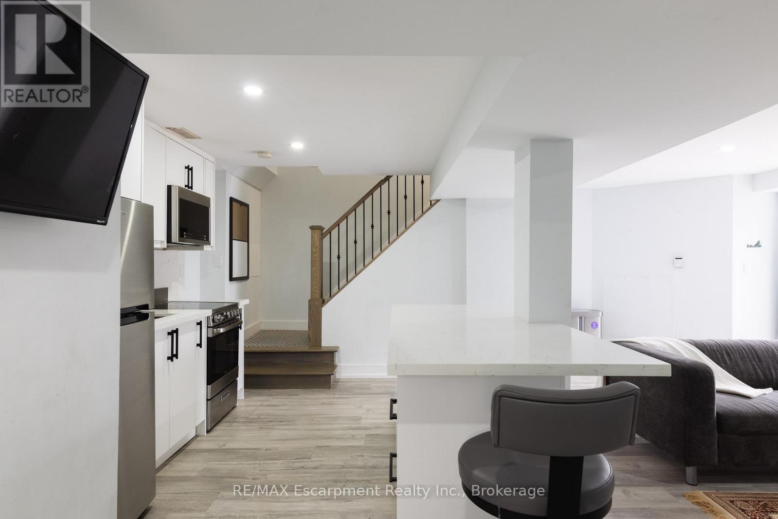 676 BAYSHORE BOULEVARD - 24