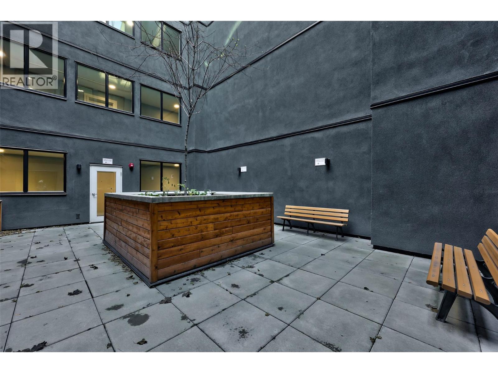 #518 444 ST PAUL STREET - 27