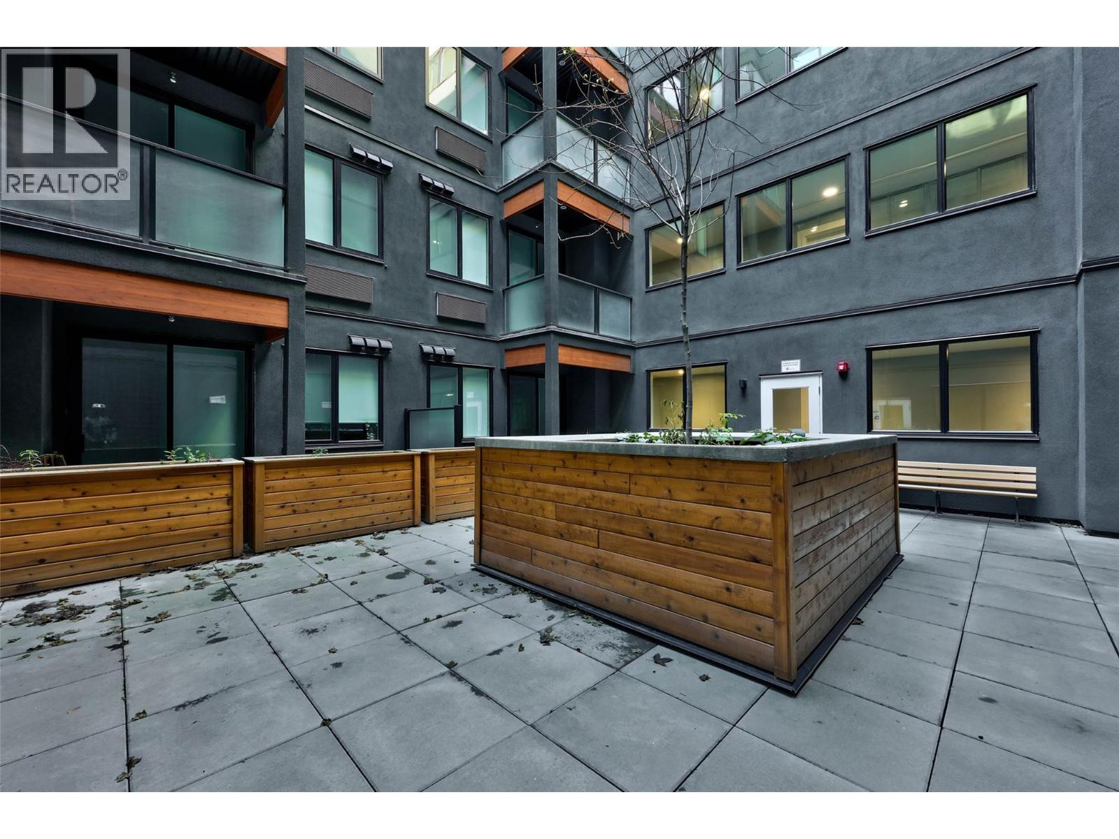 #518 444 ST PAUL STREET - 28