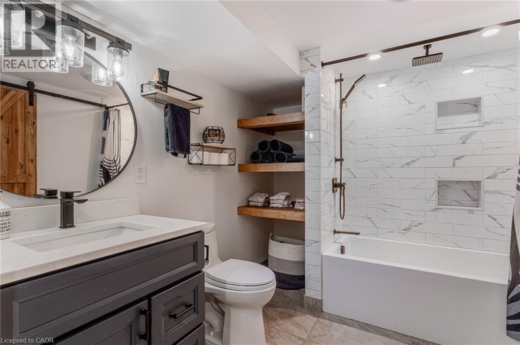 #43 2065 AMHERST HEIGHTS COURT - 22