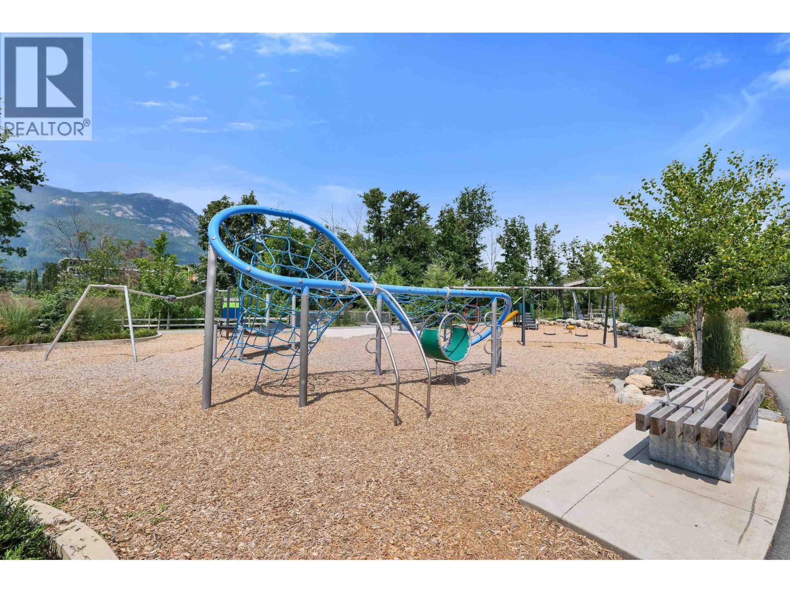 38043 HELM WAY, Squamish