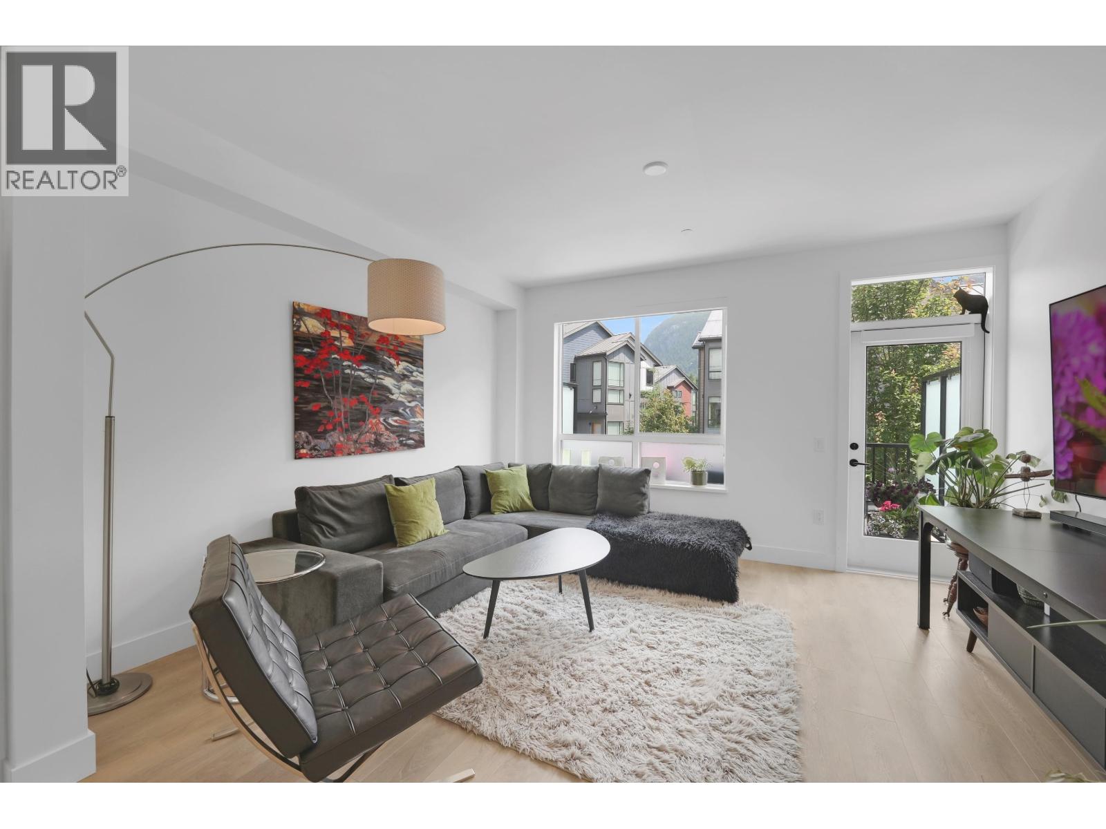 38043 HELM WAY, Squamish