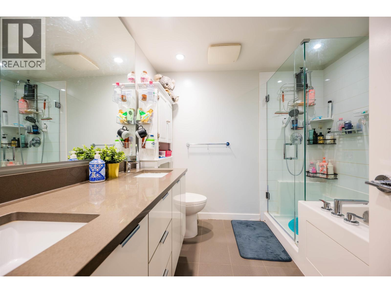 #513-8333 SWEET Avenue, Richmond