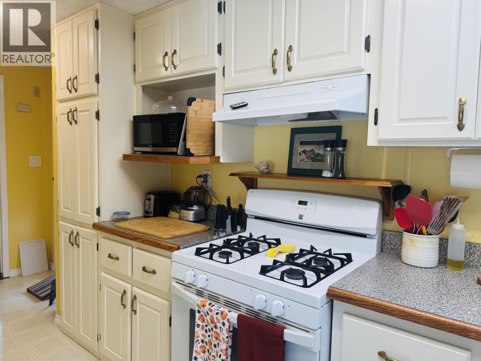 287 WESTCOAST ROAD - 12