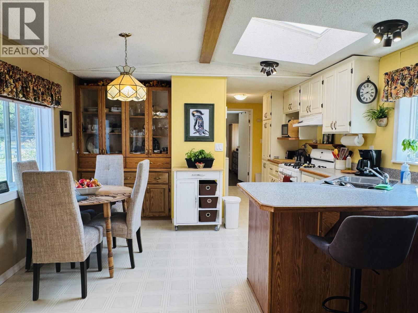 287 WESTCOAST ROAD - 7