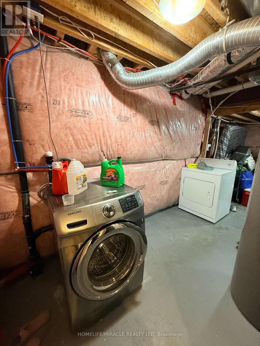 300 SYMINGTON COURT - 34