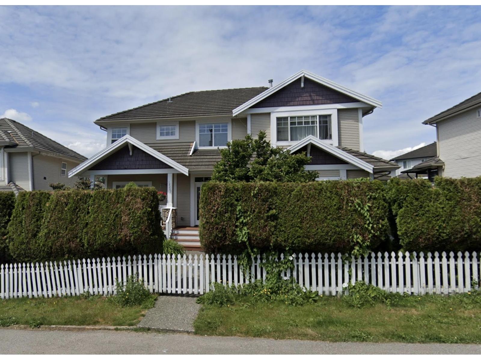 18267 64 Avenue - main photo