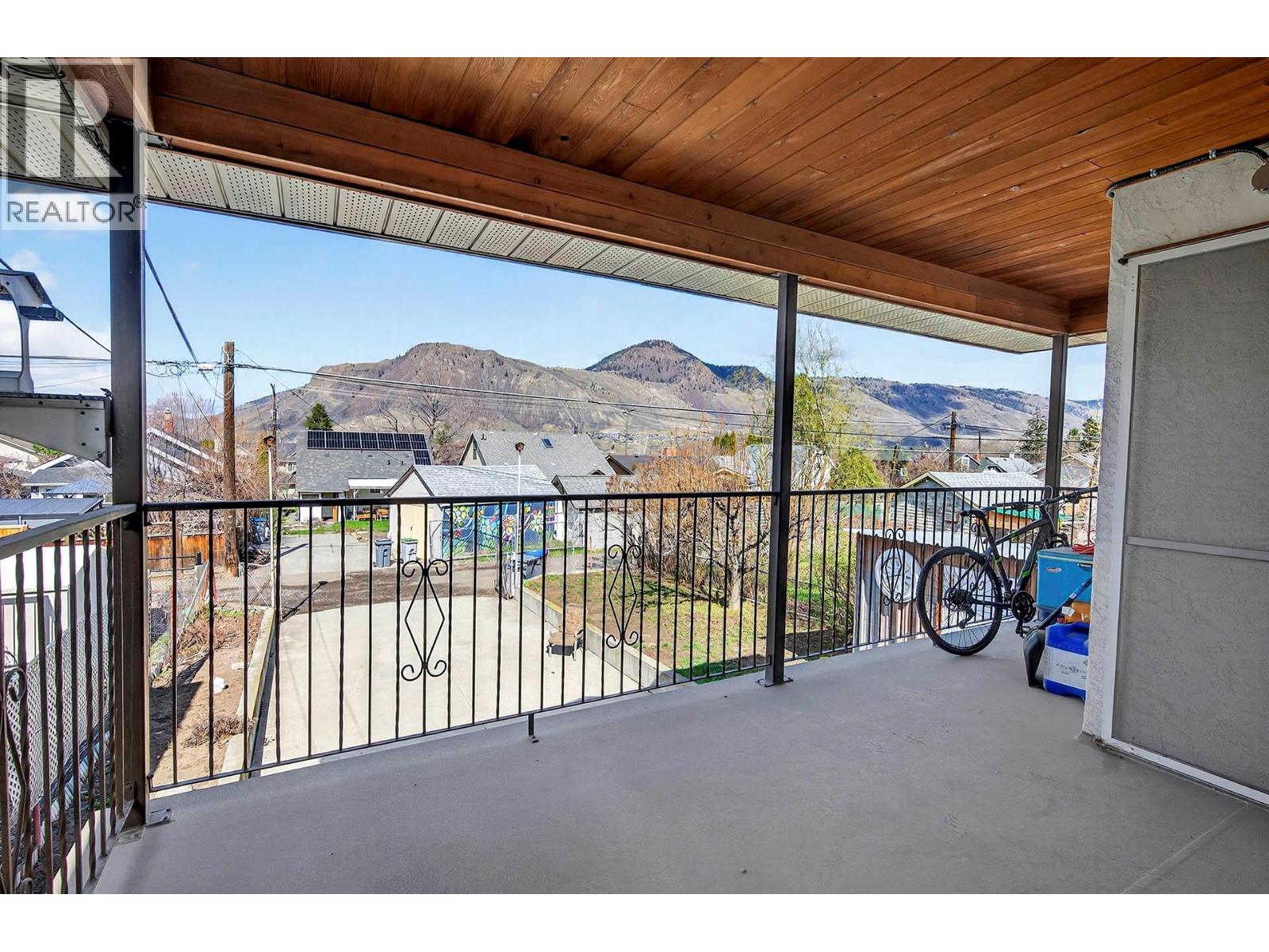 930 NICOLA STREET - 25