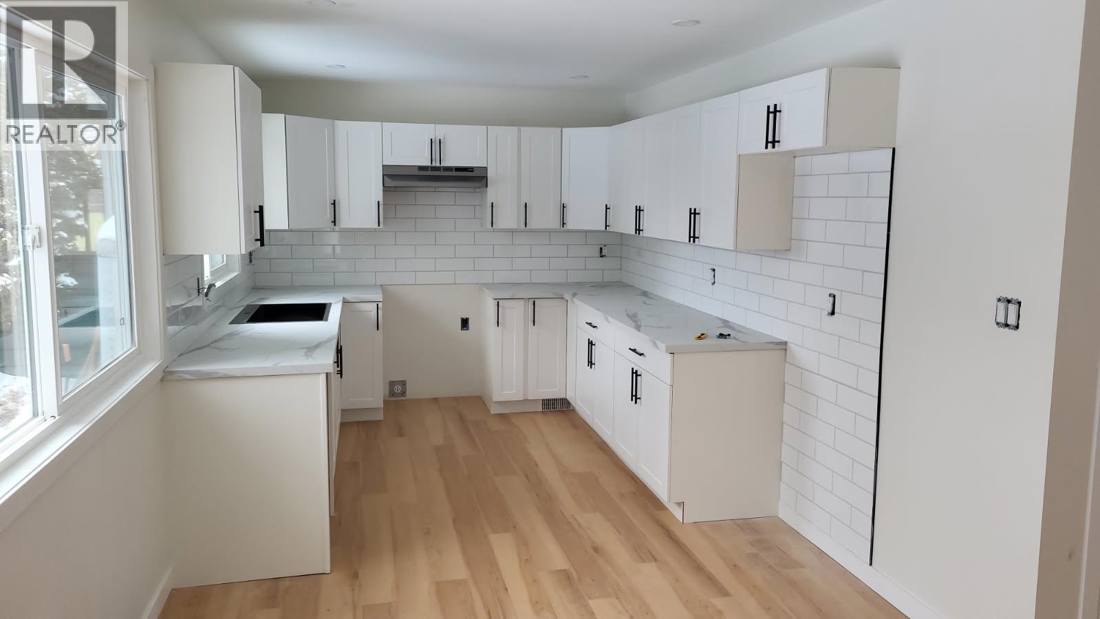 389 NICHOLSON STREET, Prince George