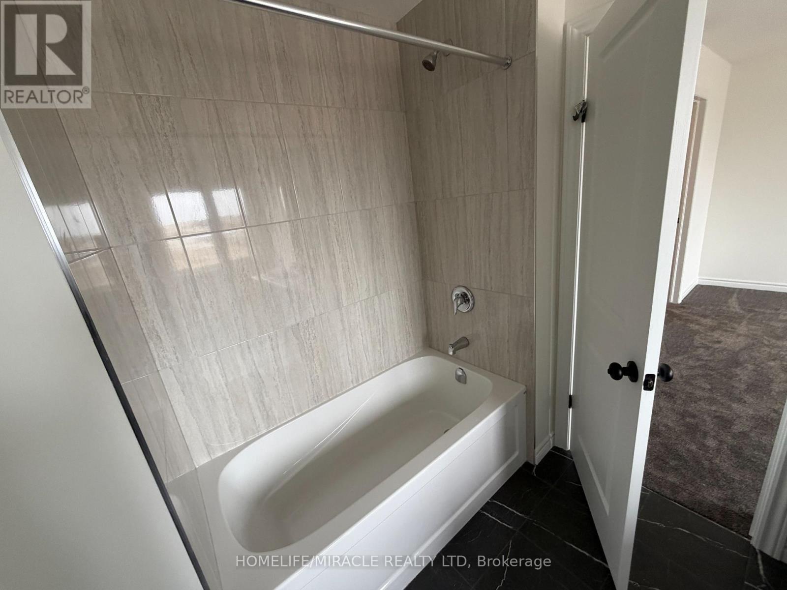 115 MATTINGLEY STREET - 27