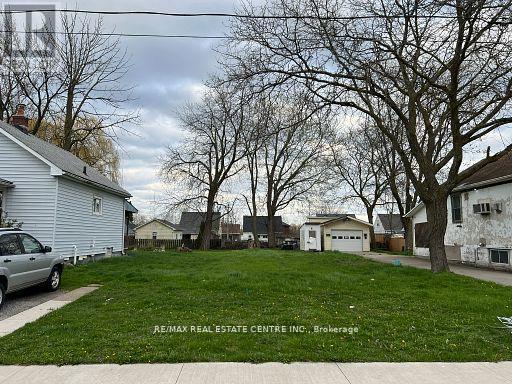 4346 THIRD AVENUE - 3