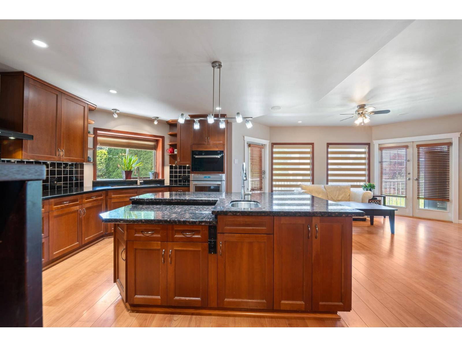 11113 81 AVENUE, Delta