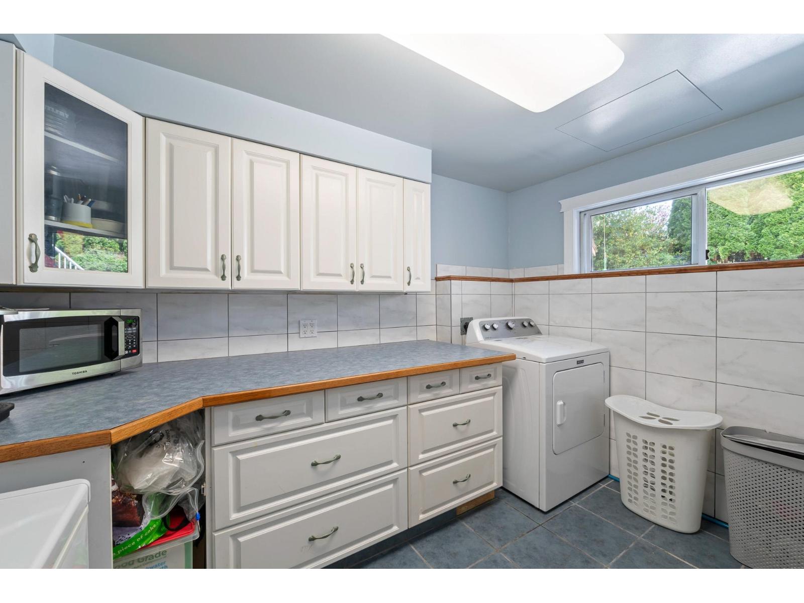 11113 81 AVENUE, Delta