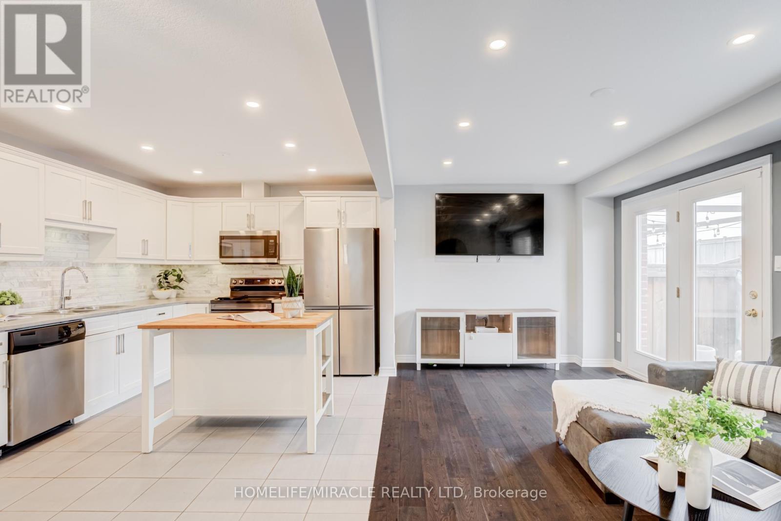 179 HUTCHINSON DRIVE - 11