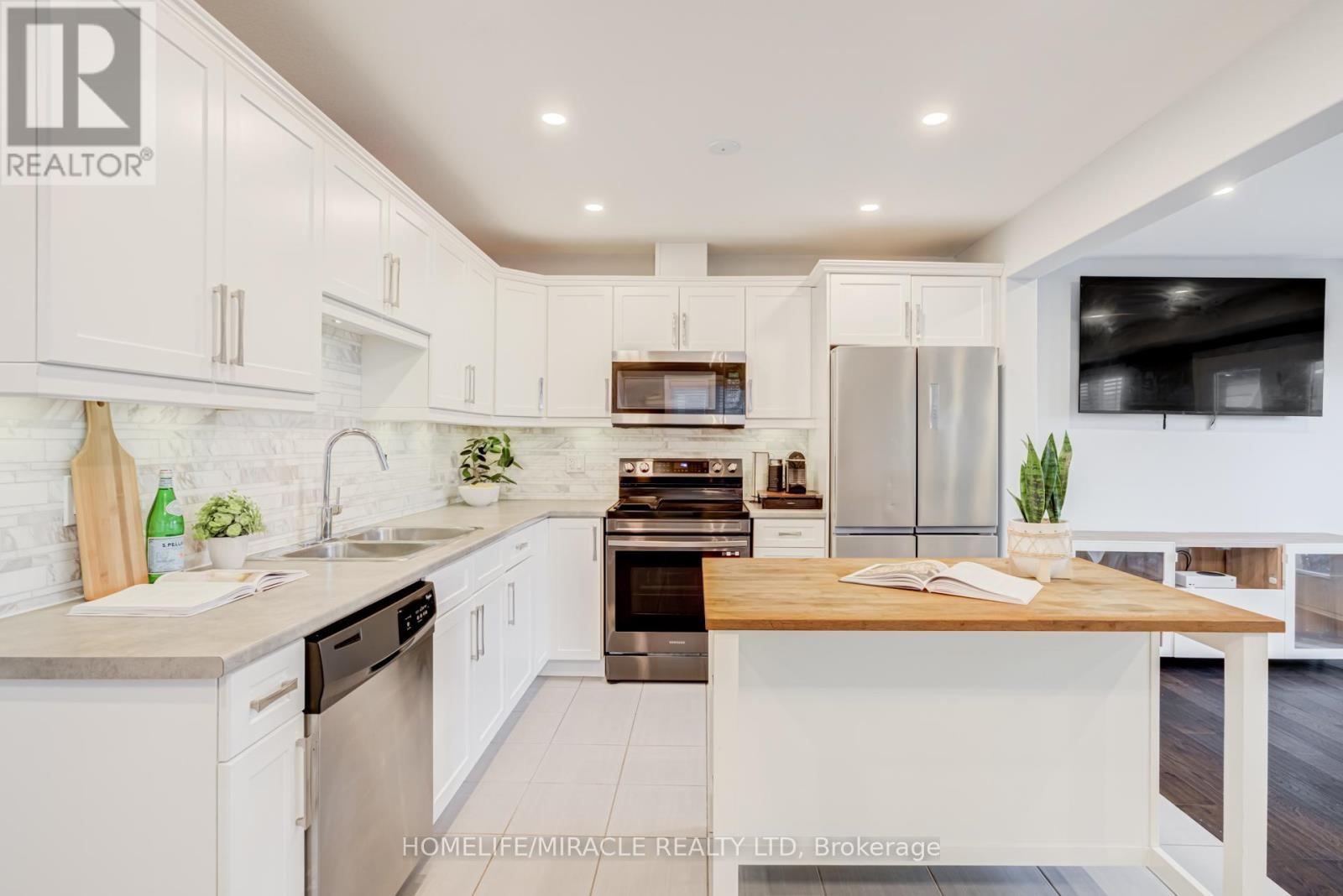 179 HUTCHINSON DRIVE - 18