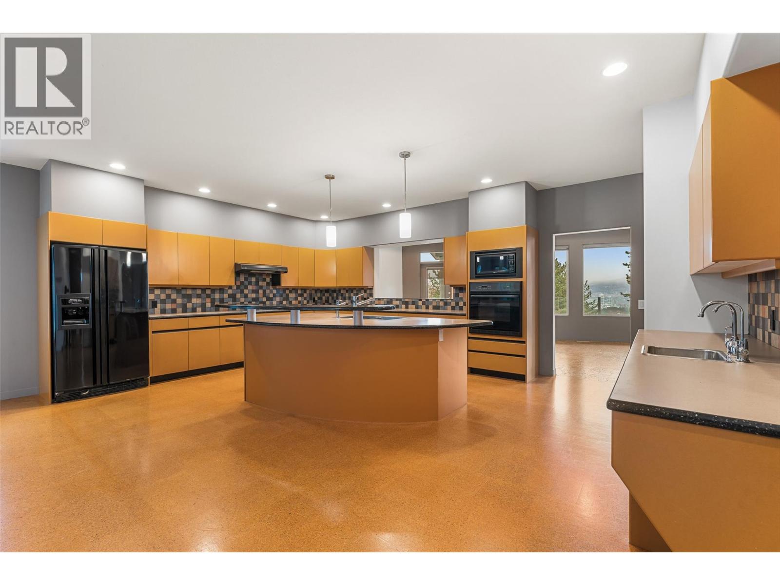 2111 Lillooet Crescent, Kelowna