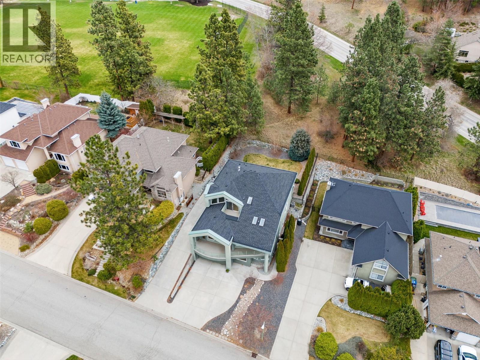 2111 Lillooet Crescent, Kelowna