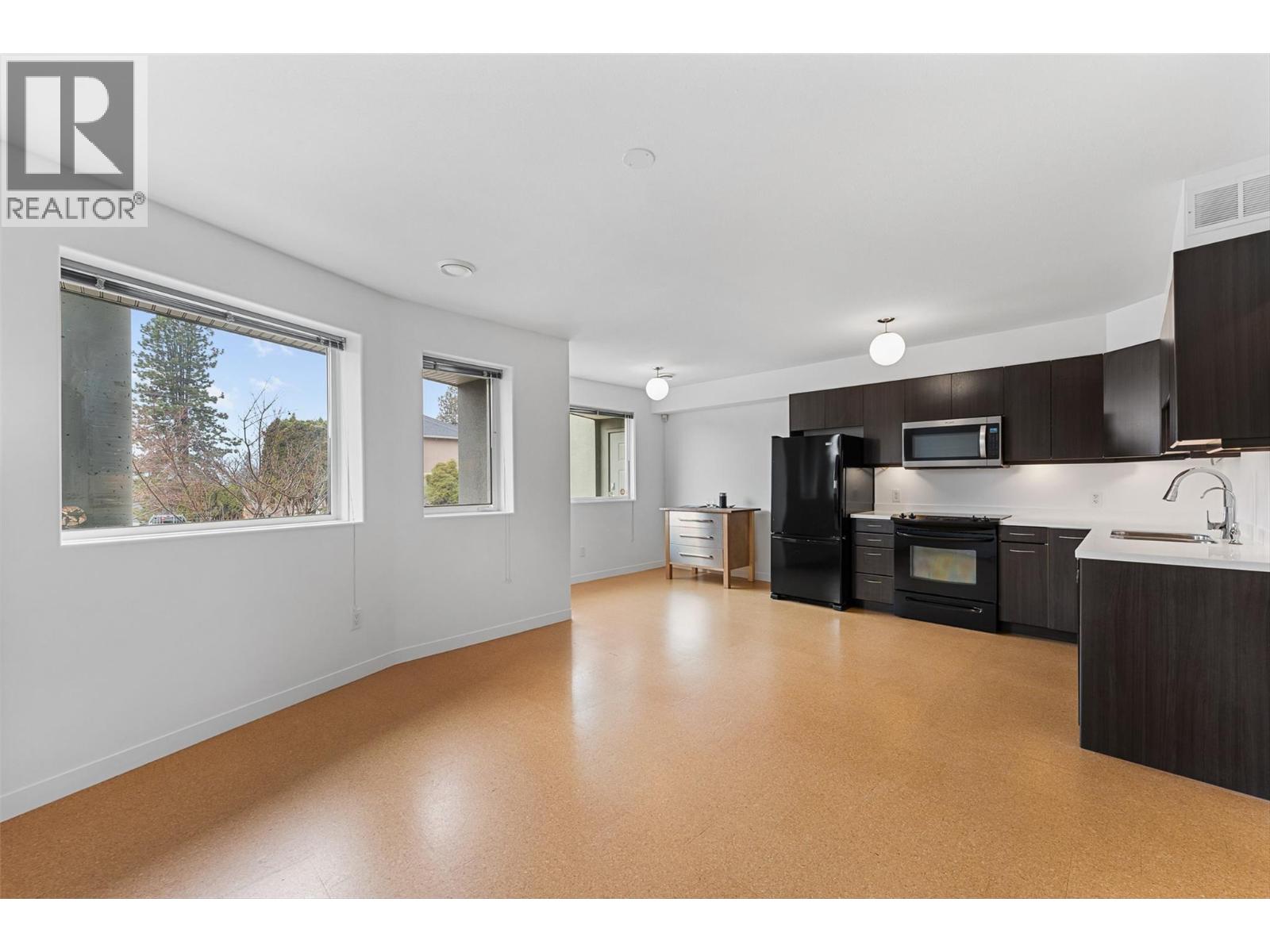 2111 Lillooet Crescent, Kelowna