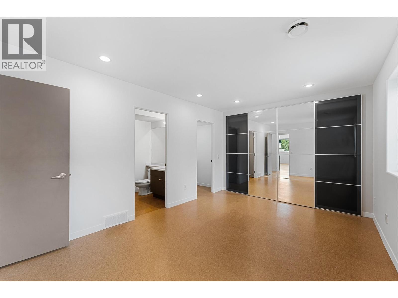 2111 Lillooet Crescent, Kelowna