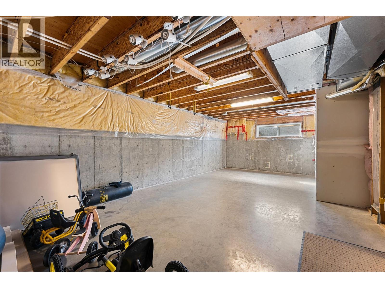 2111 Lillooet Crescent, Kelowna