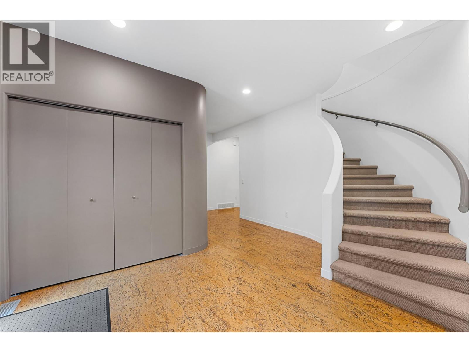 2111 Lillooet Crescent, Kelowna