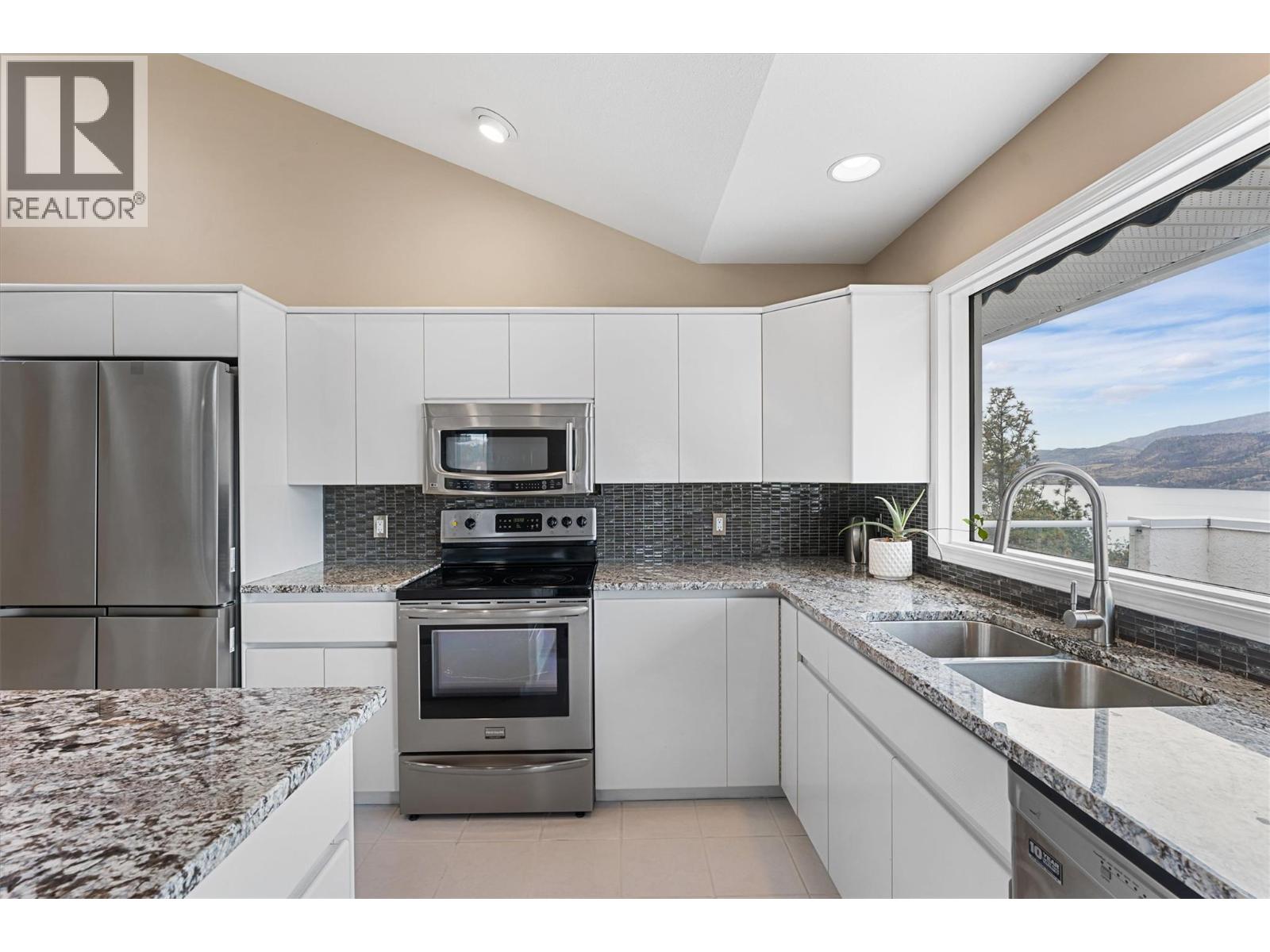 2584 Arthur Road, Kelowna