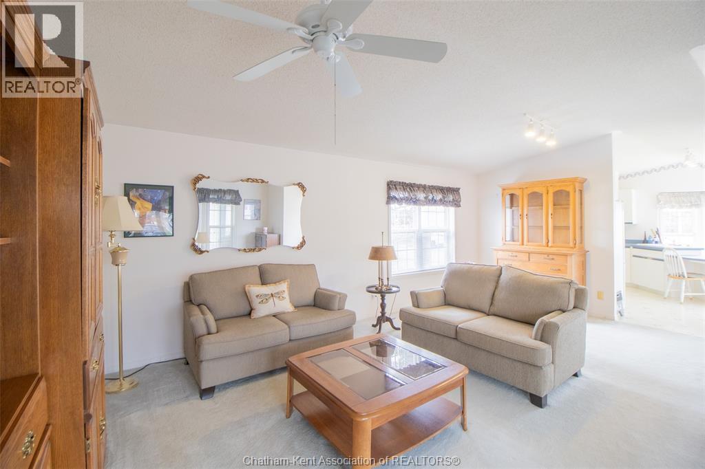 130 REGENCY DRIVE - 10