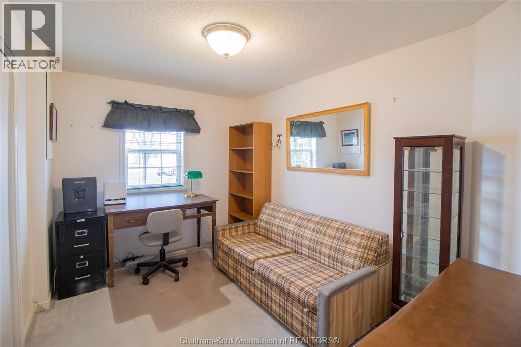 130 REGENCY DRIVE - 19