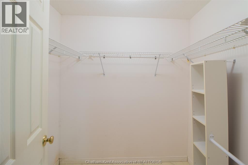 130 REGENCY DRIVE - 18