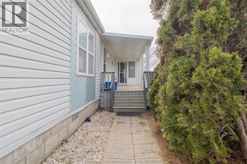 130 REGENCY DRIVE - Image 3