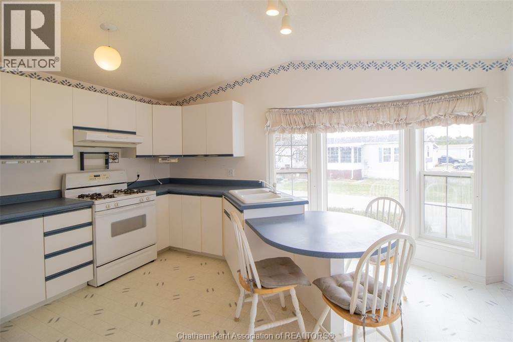 130 REGENCY DRIVE - 11